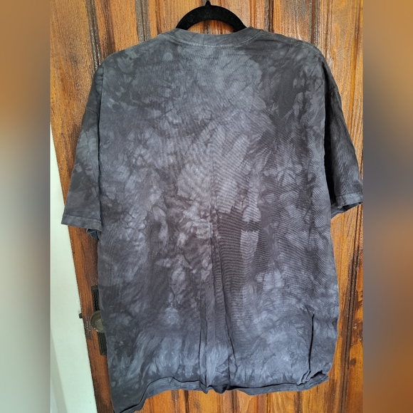 The Mountain 2xl Americana Moon Wolves Tshirt - Picture 2 of 2